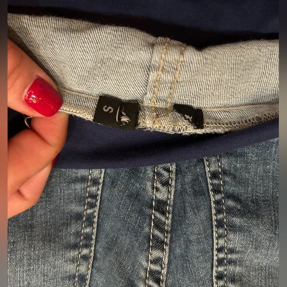 Maternity denim shorts size S - Picture 2 of 3